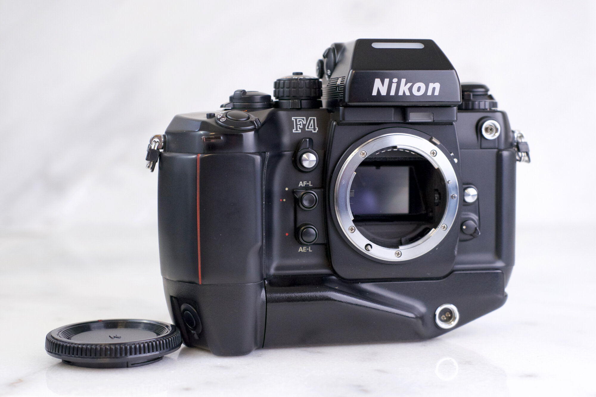 カメラ フィルムカメラ Nikon F4 (F4S) Professional 35mm Film SLR Camera with MB-21 Battery Grip  and DP-20 Prism — F Stop Cameras